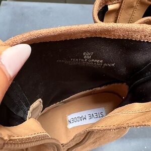 Steve Madden brown suede boots